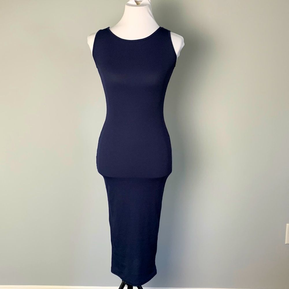 Pretty Little Thing Ribbed Midi Dress EUC